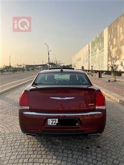 کرایسلەر 300
